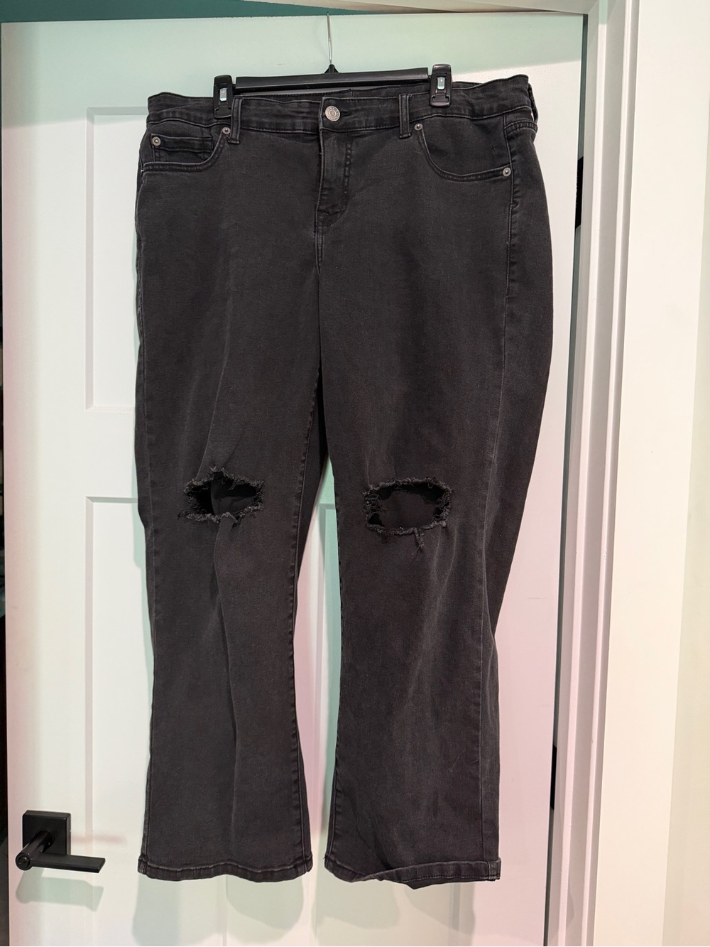 TORRID Black Distressed Women’s Jeans-Size 14